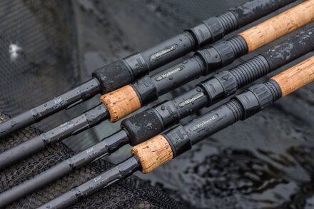 Kaprový prút Wychwood Riot 12ft 3.00lb EVA