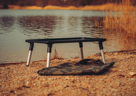 Giants Fishing Stolík Gaube Bivvy Table