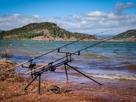 Stojan Giants Fishing High Pod 3 Rods Black